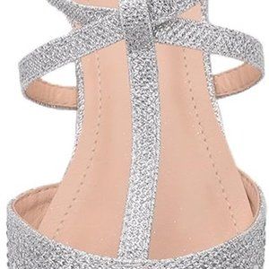 Mila Lady Laurel Pointed Toe Ankle Strap T-Strap D'Orsay Silver Flats Size 6 NWT